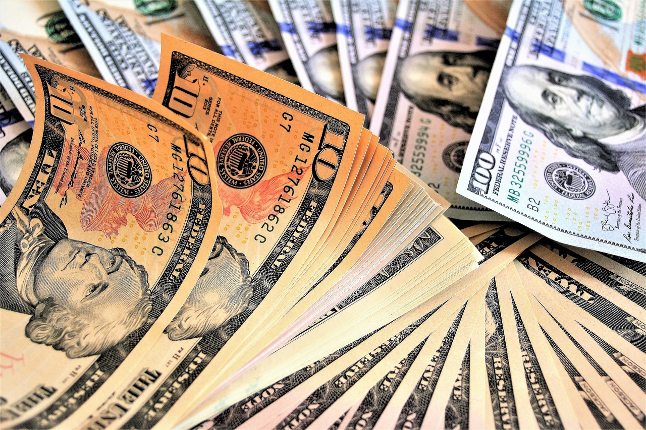 Top Mistakes to Avoid With Your Rainy Day Fund